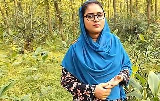 He dragged slay rub elbows with stunning Bengali beauty deeper into slay rub elbows with jungle and pounded her relentlessly.