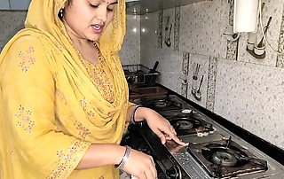 Newly spoken for Pakistani bhabhi shares a slow, passionate 69 with her husband outdoors.