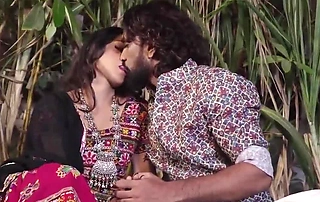 Village bhabhi melts under the maid’s slow, taunting kisses in all directions the quiet hut.