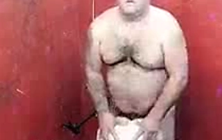 NOVINHA GOSTA QUE O VEIO PEGA ELA DE QUATRO SÓ ASSIM ELA CONSEGUE GOZAR